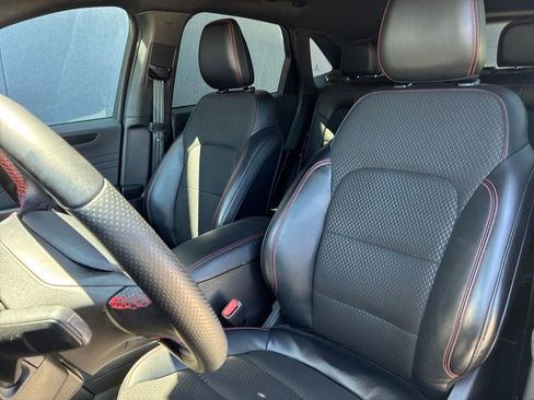 Used 2025 Ford Escape ST-Line AWD/4WD image 16