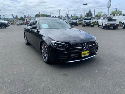 Used 2022 Mercedes-Benz E 350 4MATIC Sedan image 7