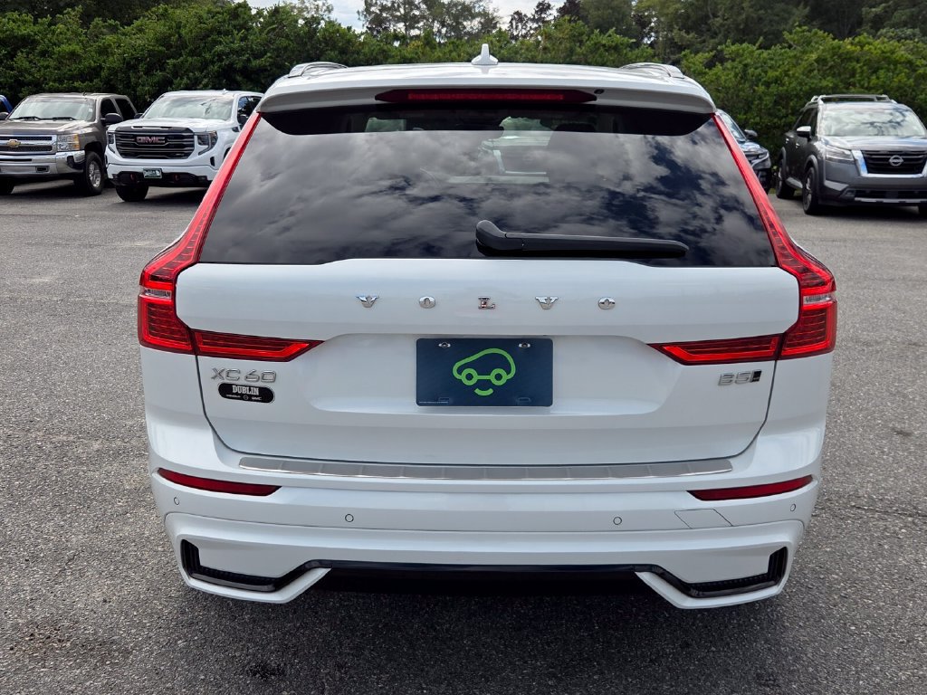 Used 2023 Volvo XC60 B5 Plus w/ Protection Package Premier AWD/4WD image 11