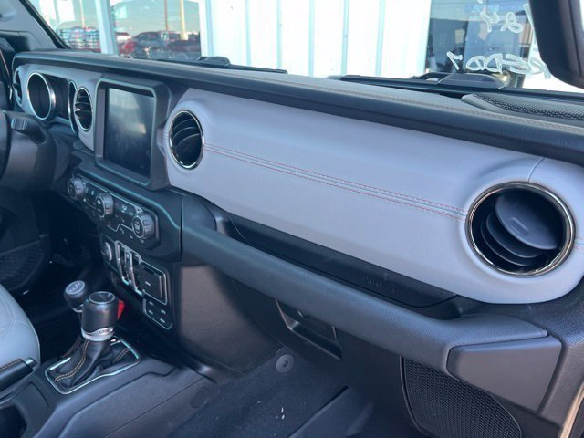Used 2021 Jeep Gladiator Overland AWD/4WD image 22