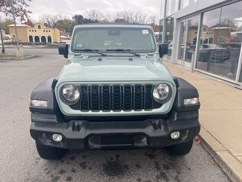 Used 2024 Jeep Wrangler Sport S image 49