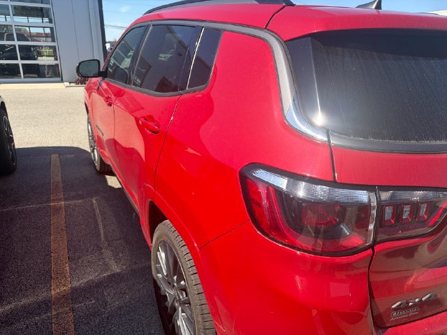 Used 2022 Jeep Compass Limited AWD/4WD image 4