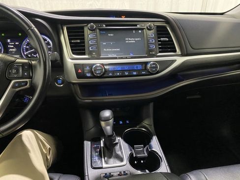 Certified 2018 Toyota Highlander Limited image 23