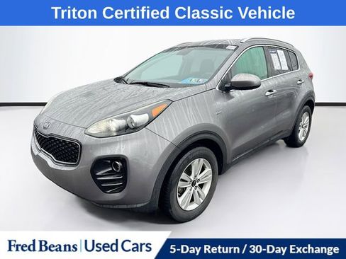 Used 2017 Kia Sportage LX w/ LX Popular Package image 3