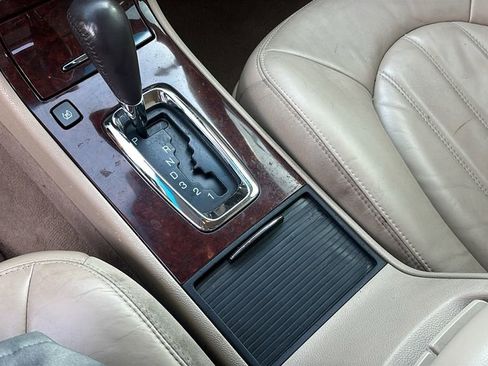 Used 2008 Buick Lucerne CXL w/ Driver Confidence Package image 21