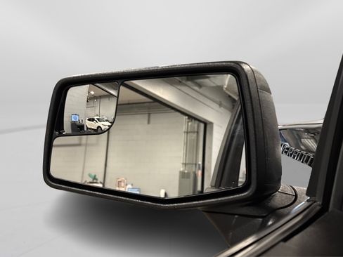 Used 2023 Chevrolet Silverado 1500 Custom image 15