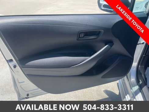 Used 2025 Toyota Corolla LE FWD image 23