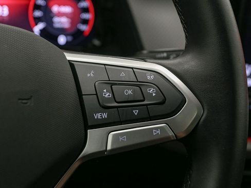 Certified 2025 Volkswagen Atlas Peak Edition SE AWD/4WD image 38