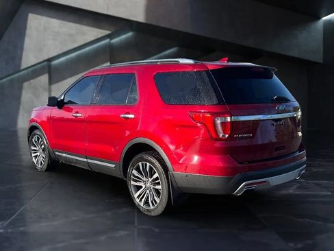 Used 2016 Ford Explorer Platinum AWD/4WD image 3