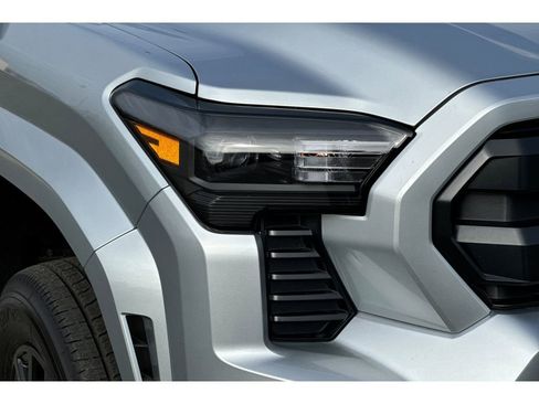 New 2025 Toyota Tacoma SR image 19