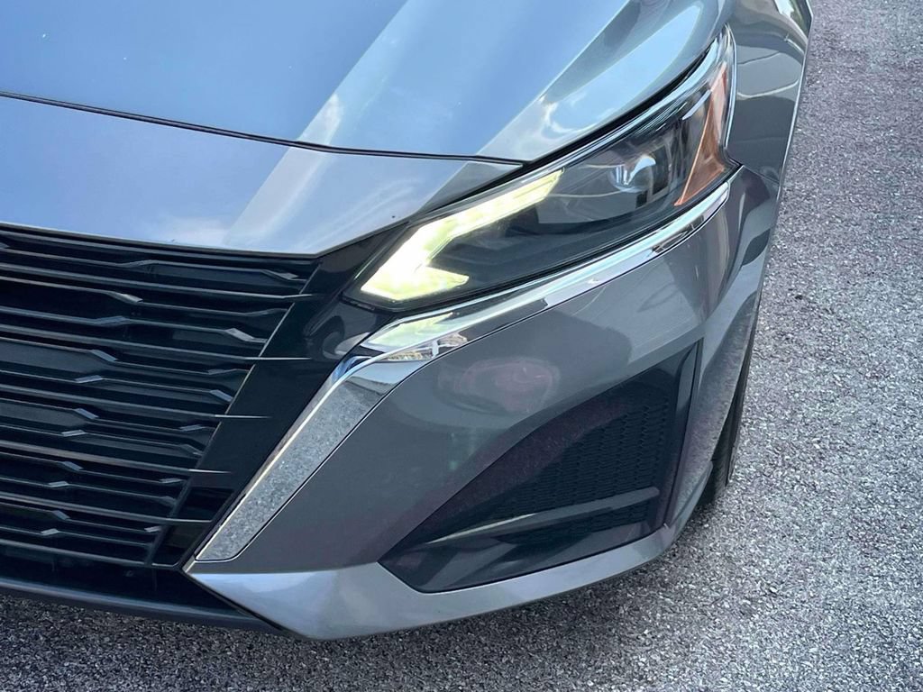 Used 2023 Nissan Altima 2.5 S FWD image 9