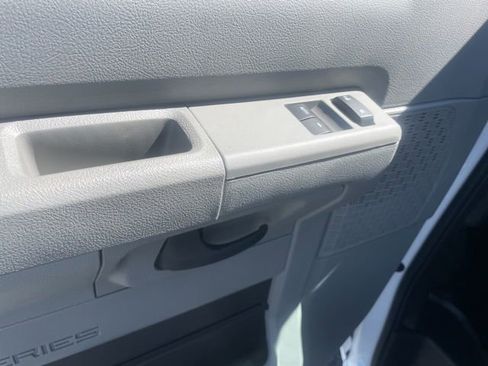 New 2027 Ford E-350 and Econoline 350 Super Duty w/ Power Equipment Group image 25