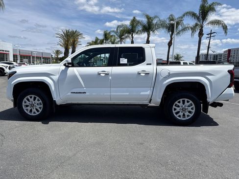 New 2026 Toyota Tacoma SR5 RWD image 7