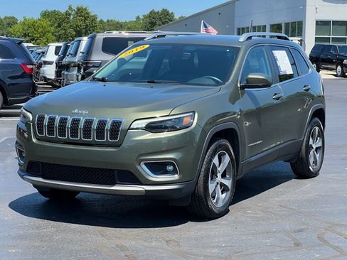 Used 2019 Jeep Cherokee Limited AWD/4WD image 46