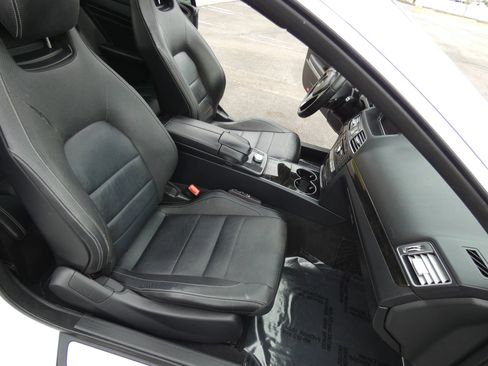 Used 2014 Mercedes-Benz E 350 4MATIC Coupe image 30