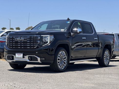 New 2026 GMC Sierra 1500 Denali Ultimate w/ LPO, Black Badging Package AWD/4WD image 6