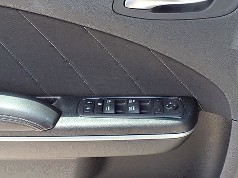 Used 2023 Dodge Charger SXT RWD image 19