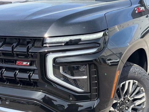 New 2026 Chevrolet Suburban Z71 w/ Z71 Off-Road Package AWD/4WD image 9