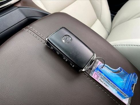 Used 2023 MAZDA CX-30 AWD 2.5 S w/ Premium Package image 27