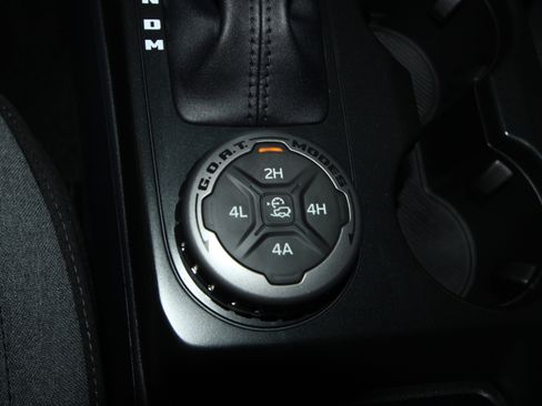 New 2025 Ford Bronco Base w/ Sasquatch Package image 13