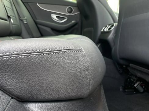 Used 2019 Mercedes-Benz C 300 Sedan image 35