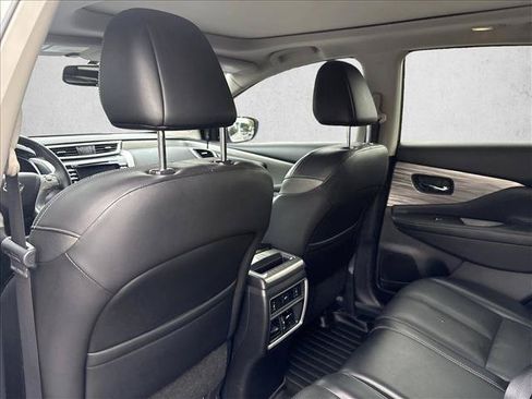 Used 2017 Nissan Murano Platinum w/ Platinum Technology Package FWD image 20