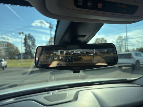 Used 2020 Chevrolet Traverse Premier w/ Redline Edition image 21