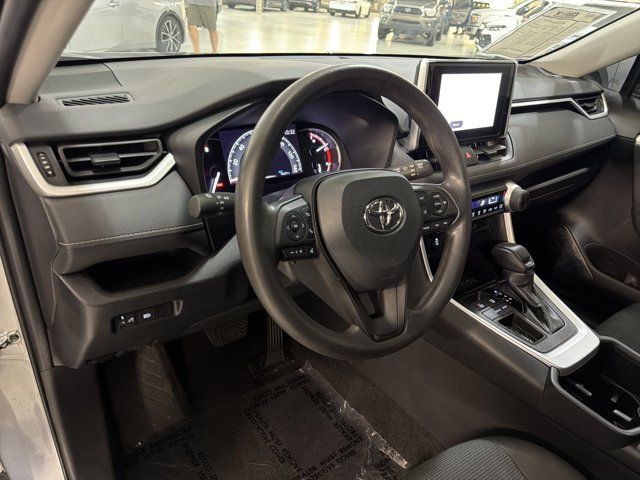 Used 2023 Toyota RAV4 LE FWD image 14