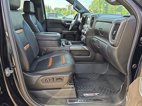 Used 2021 GMC Sierra 1500 AT4 w/ Off-Road Performance Package image 33