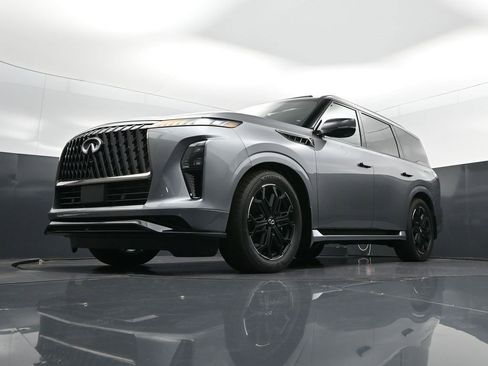 New 2026 INFINITI QX80 4WD w/ Sport Exterior Package image 41