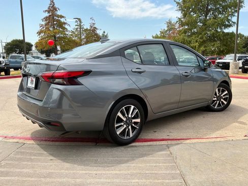 Used 2025 Nissan Versa SV FWD image 6