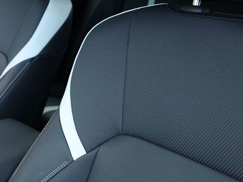 Used 2025 Toyota Camry SE image 22