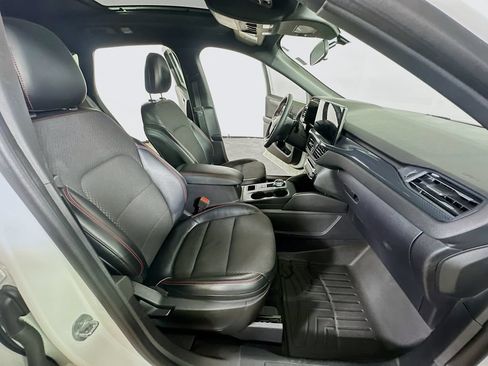 Used 2023 Ford Escape ST-Line w/ Tech Pack #1 FWD image 11