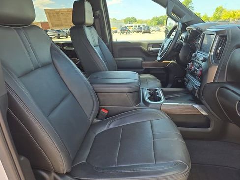 Used 2023 Chevrolet Silverado 2500 High Country w/ Z71 Off-Road Package image 10