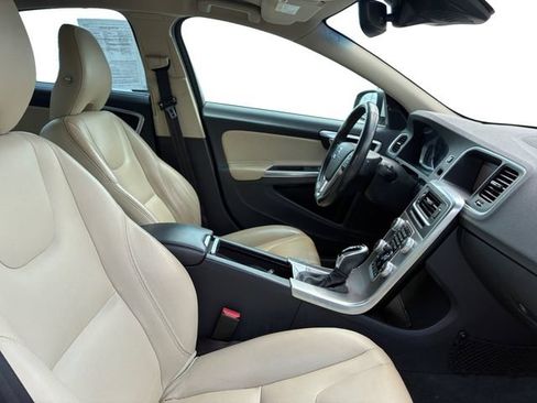 Used 2018 Volvo S60 T5 Inscription AWD/4WD image 12