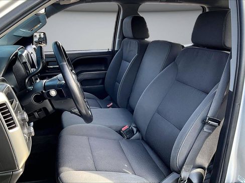 Used 2018 Chevrolet Silverado 1500 LT w/ LT Eassist Package AWD/4WD image 21