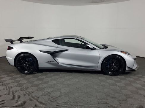 New 2026 Chevrolet Corvette Z06 image 3