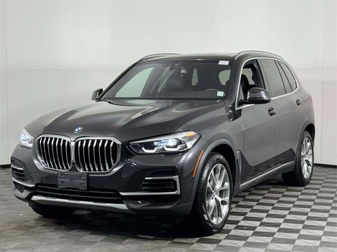 Used 2023 BMW X5 xDrive40i w/ Premium Package image 7