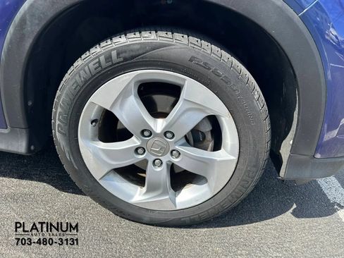 Used 2016 Honda HR-V LX image 23