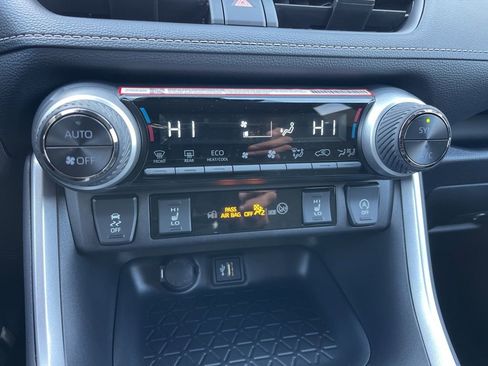 New 2025 Toyota RAV4 XLE image 12