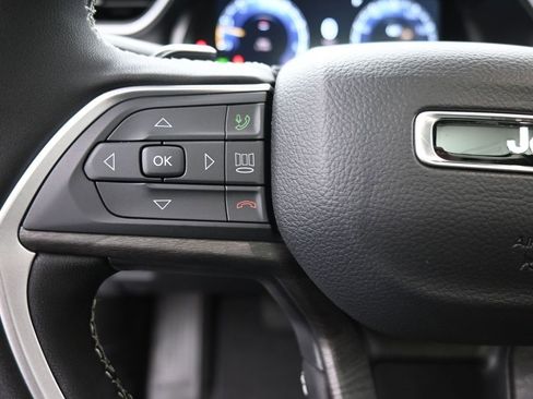 New 2025 Jeep Grand Cherokee L Limited image 28