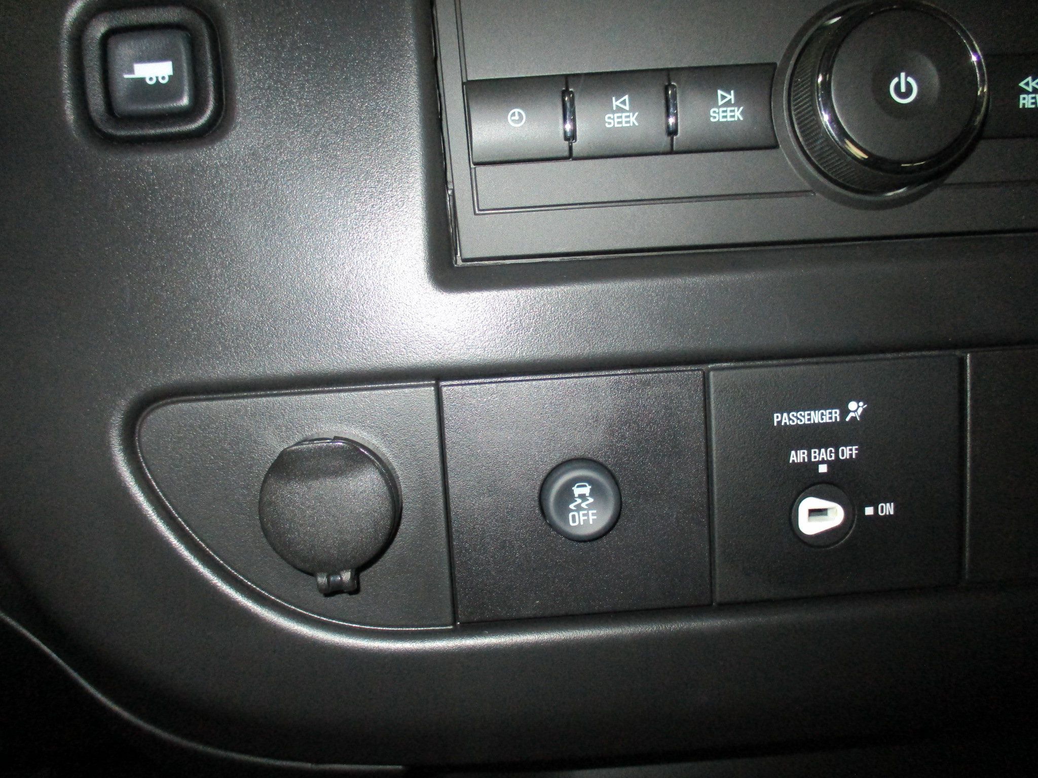 New 2026 GMC Savana 2500 w/ Driver Convenience Package RWD image 28