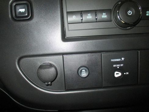 New 2026 GMC Savana 2500 w/ Driver Convenience Package RWD image 28