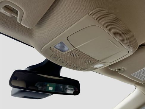 Used 2022 Ford Edge SEL image 23