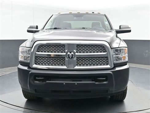 Used 2016 RAM 2500 Tradesman w/ Chrome Appearance Group image 3
