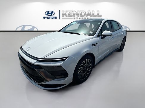 New 2026 Hyundai Sonata SEL FWD image 3