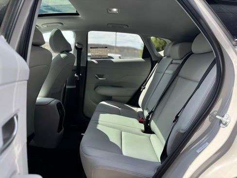 Used 2025 Hyundai Kona Limited image 22