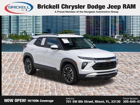 Used 2024 Chevrolet TrailBlazer LT FWD image 3