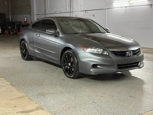 Used 2012 Honda Accord EX image 3