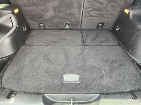 Used 2016 Jeep Cherokee Limited FWD image 32